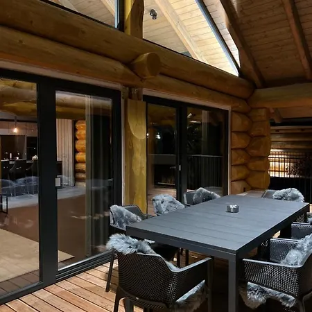 Deux A Alpesi faház *